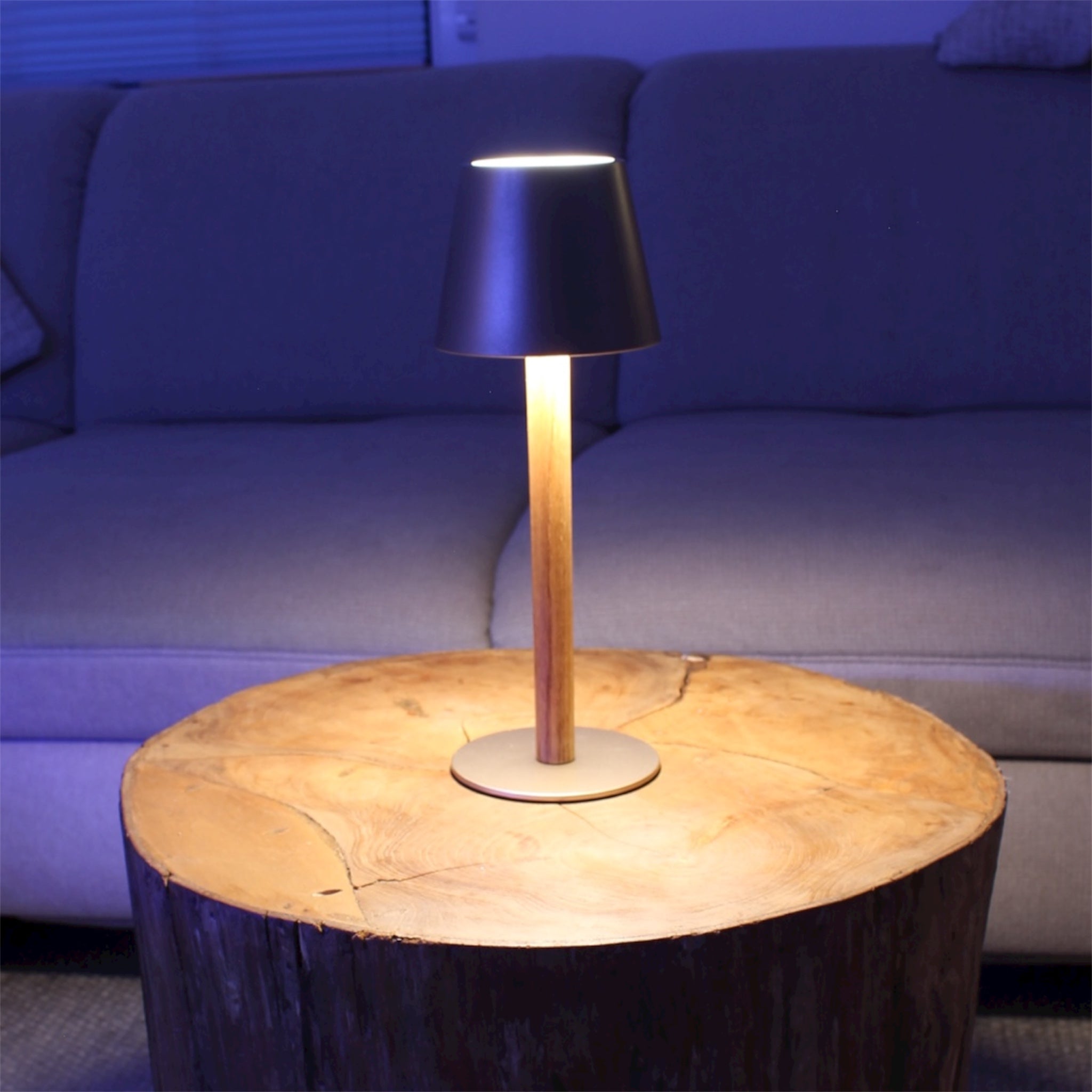 TIMBERCAN Design-Tischlampe aus Massivholz