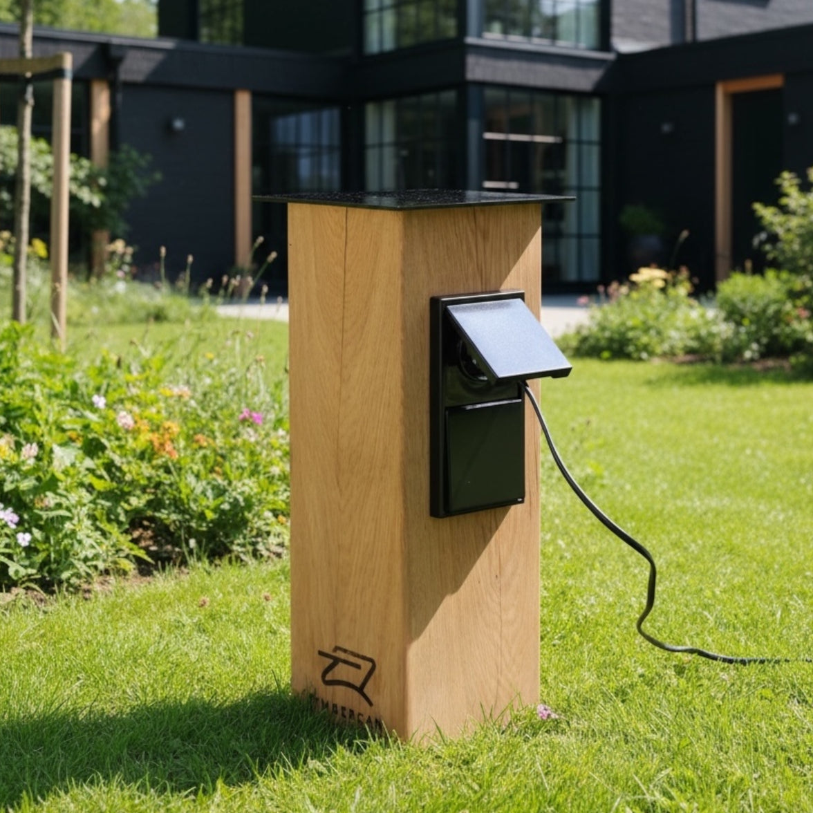 TIMBERCAN Design-Steckdosensäule aus Massivholz – Smart mit WLAN